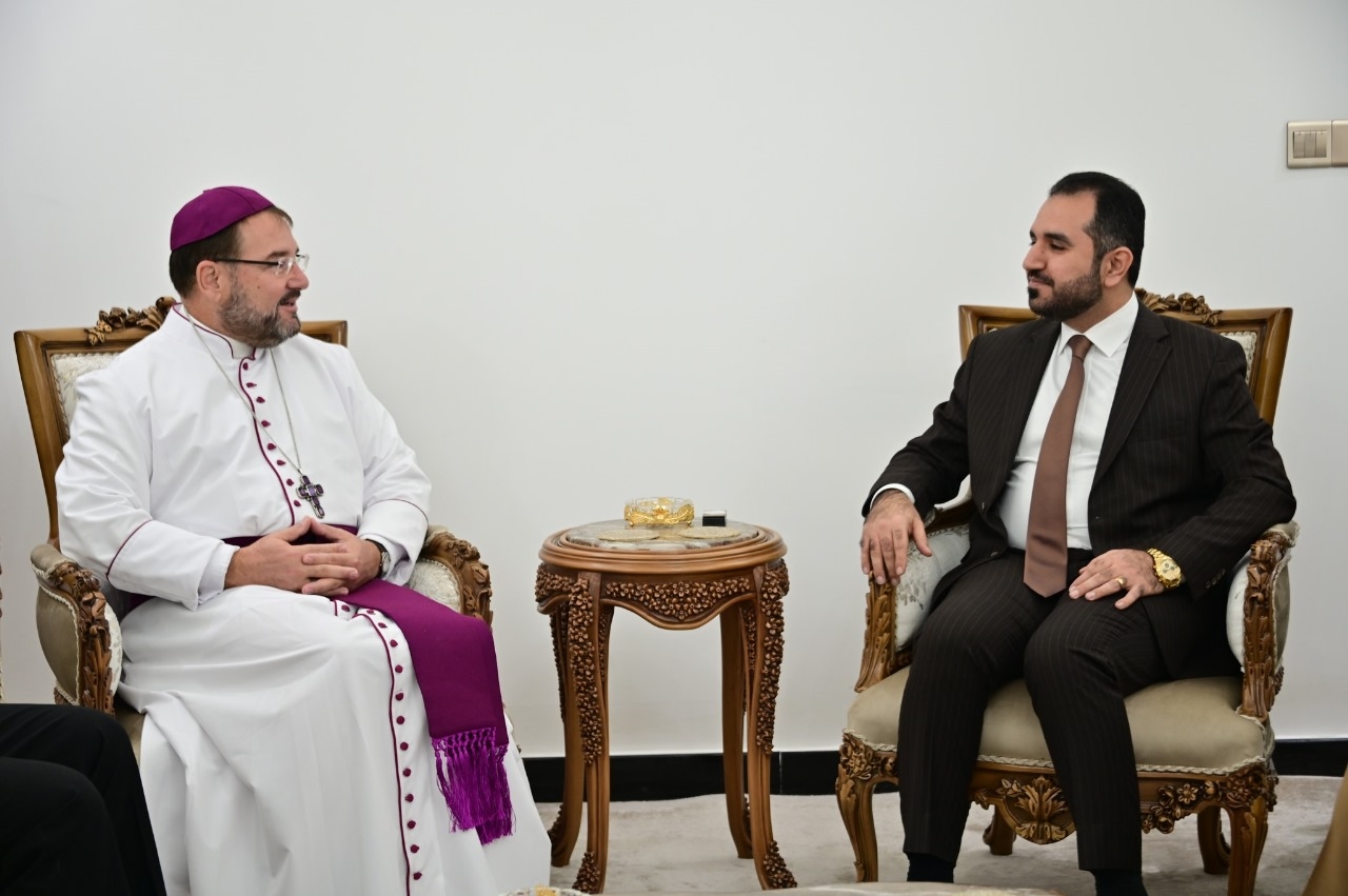 The head of the Diwan of Christian Yezidi and Mandaean Endowments received the Archbishop of the Anglican Church to enhance mutual cooperation.