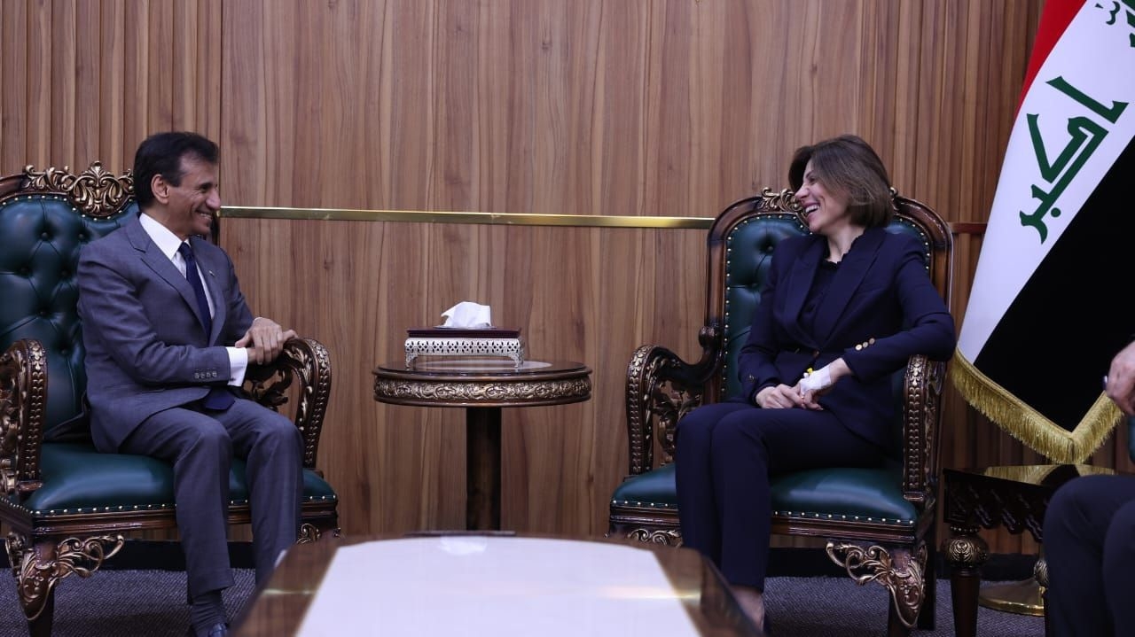 The Minister of Migration receives the new representative of the UN Secretary-General in Iraq and they discuss increasing cooperation and coordination to support stability in the return areas.   