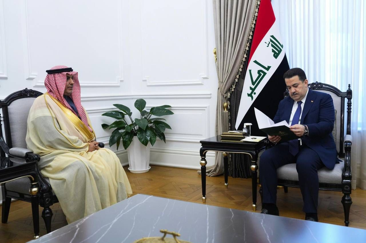 Prime Minister Mr. Mohammed Shia Al-Sudani receives an invitation from the Saudi King to participate in an Arab-Islamic summit regarding Gaza and Lebanon